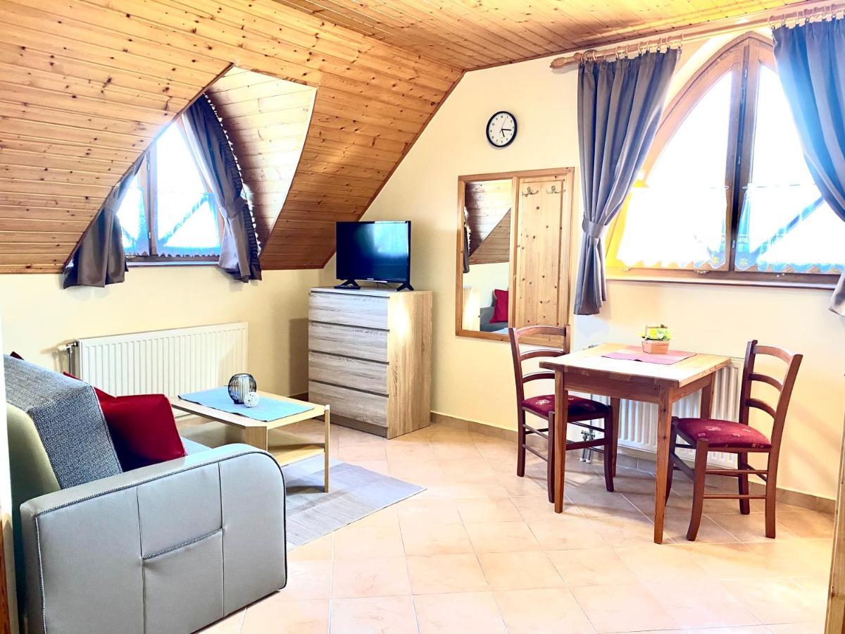 Katalin App. Zalagyoengye Apartment Zalakaros Luaran gambar