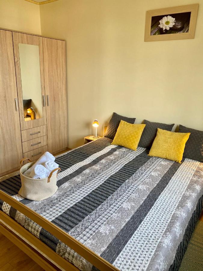 Katalin App. Zalagyoengye Apartment Zalakaros Luaran gambar